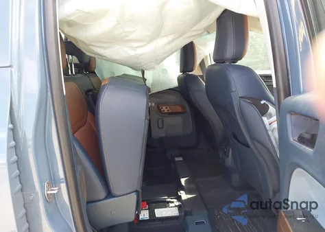 2024 Ford Maverick Lariat from USA, damaged, VIN 3FTTW8M33RRA71527